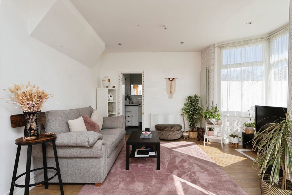Property photo 3 of 23 Open Plan Living