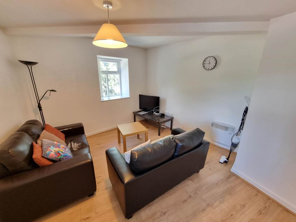 Property photo 3 of 17 20250916_123623
