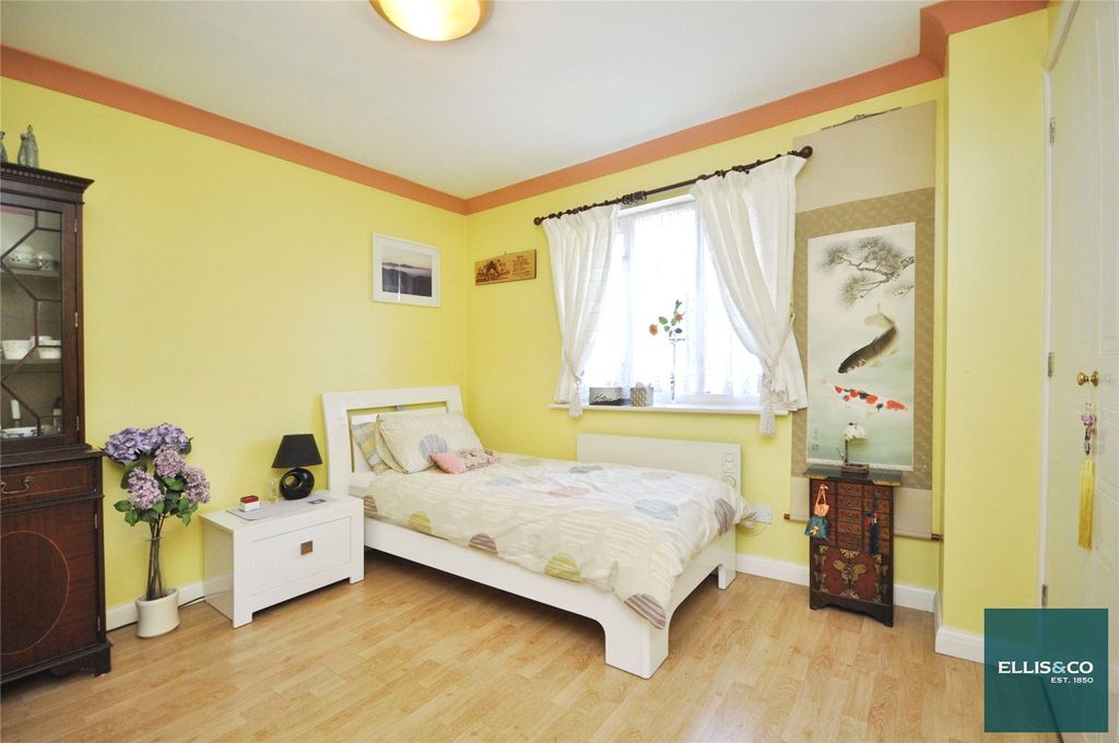 Property photo 2 of 10 Picture No. 05