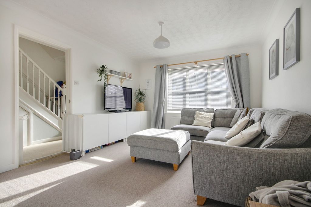 Property photo 1 of 14 Img_9043-Img_9045