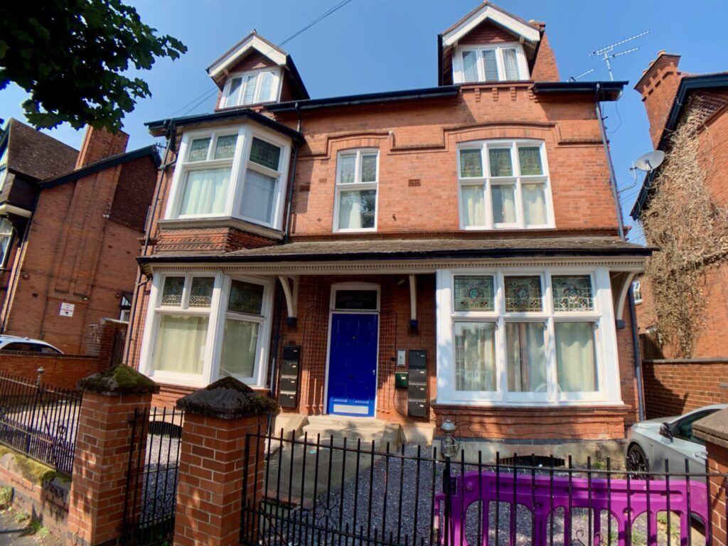 Property photo 1 of 11