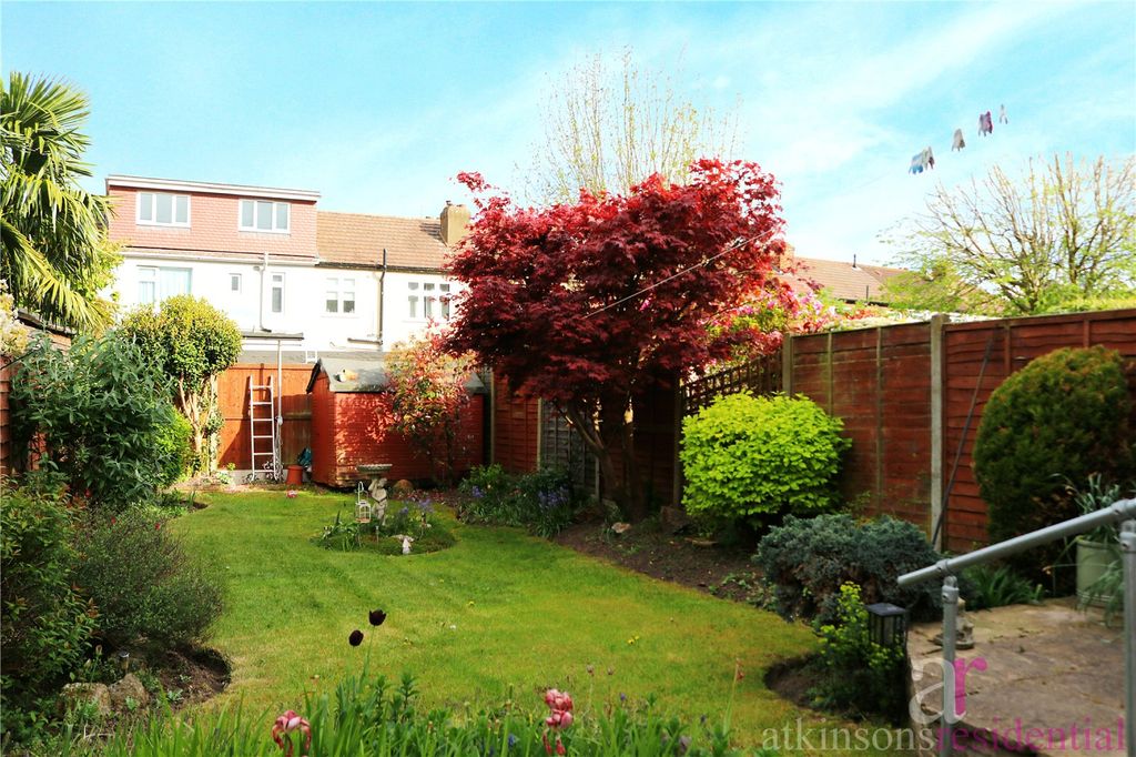 Property photo 3 of 20 Picture No. 18