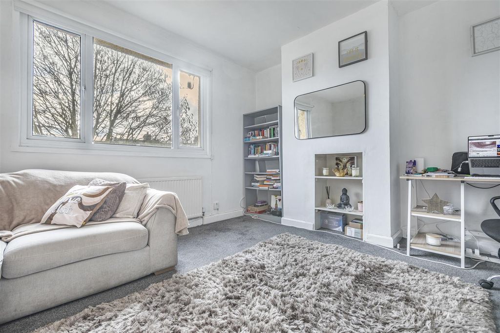 Property photo 3 of 12 8Y3A2592 Copy 2.Jpg