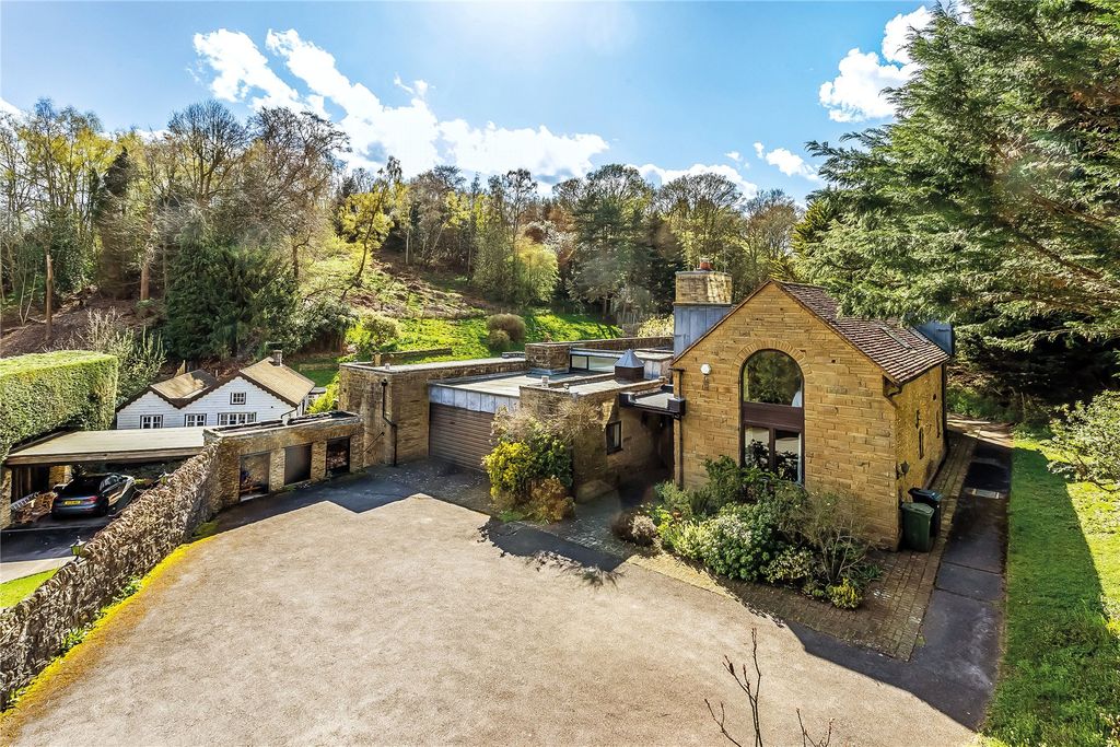 Property photo 1 of 40 Picture No. 28