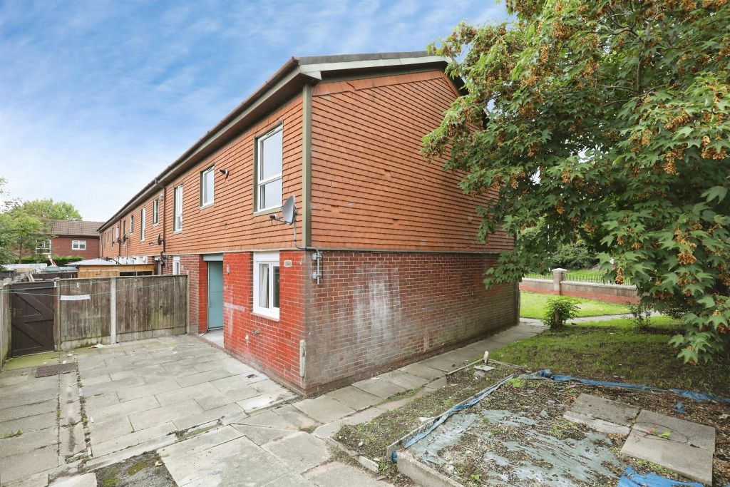 Property photo 2 of 20