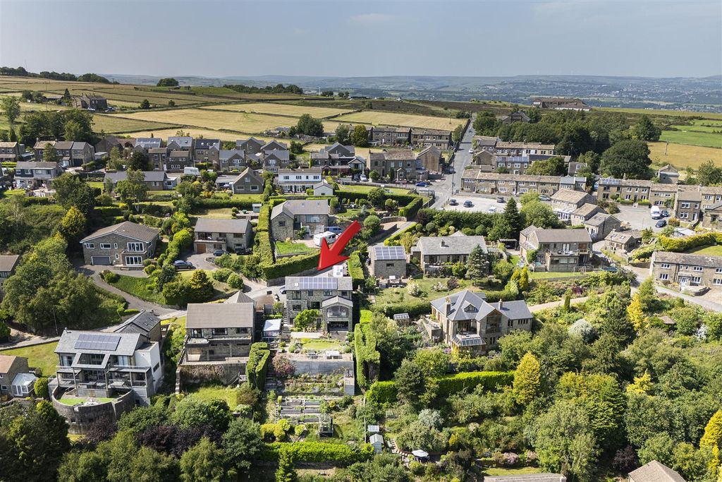 Additional image 75 of 5 bed detached house for salePike Law Lane, Golcar, Huddersfield HD7