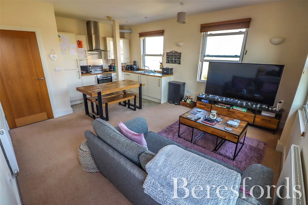 Property photo 2 of 9 Open Plan Living