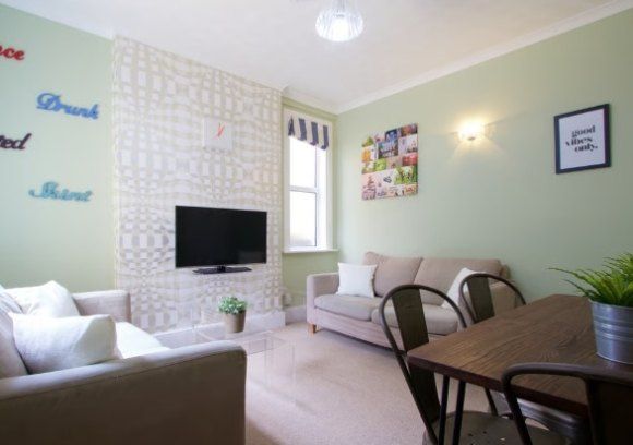 Property photo 2 of 17 9435161.Png