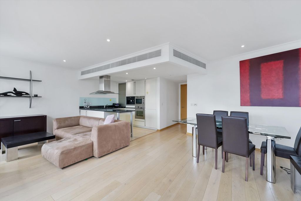 Property photo 2 of 12 Image