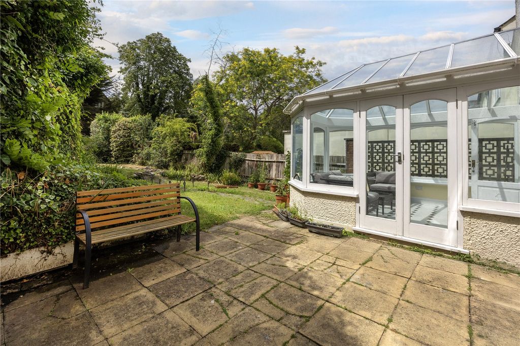 Property photo 1 of 13 Terrace