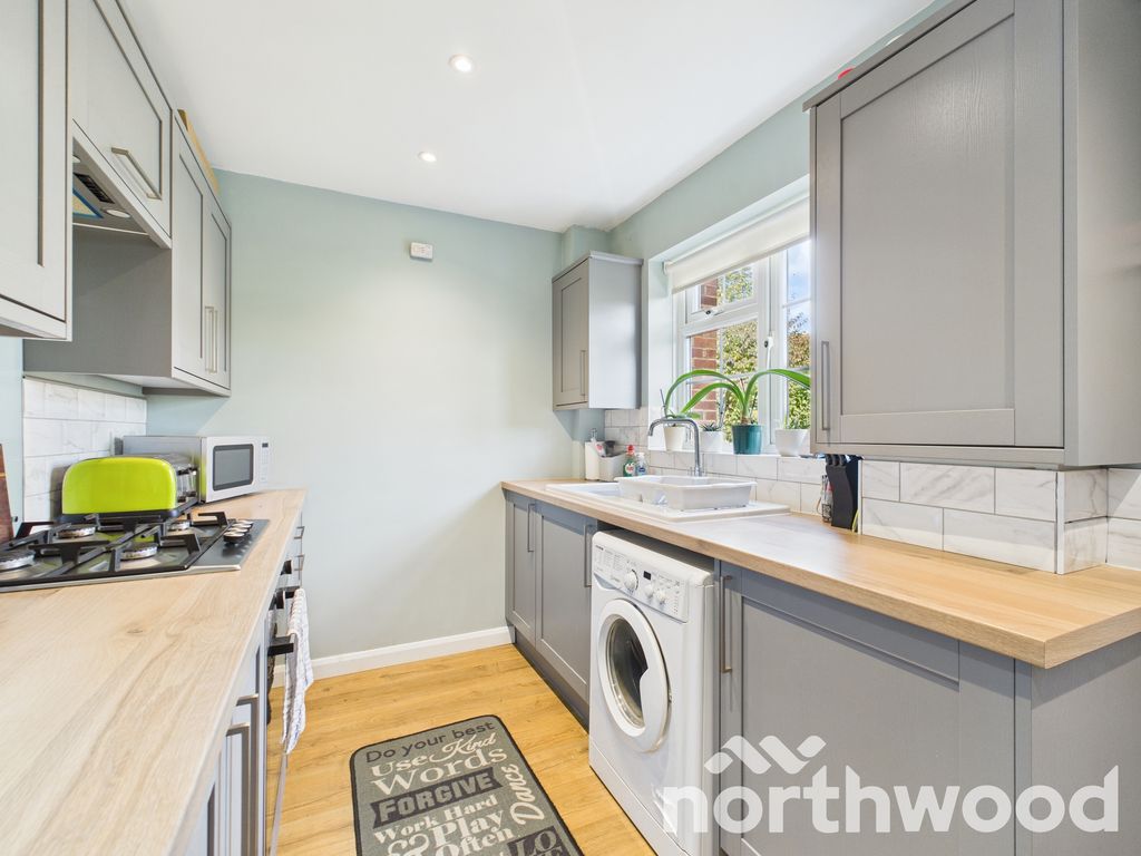 Property photo 3 of 18