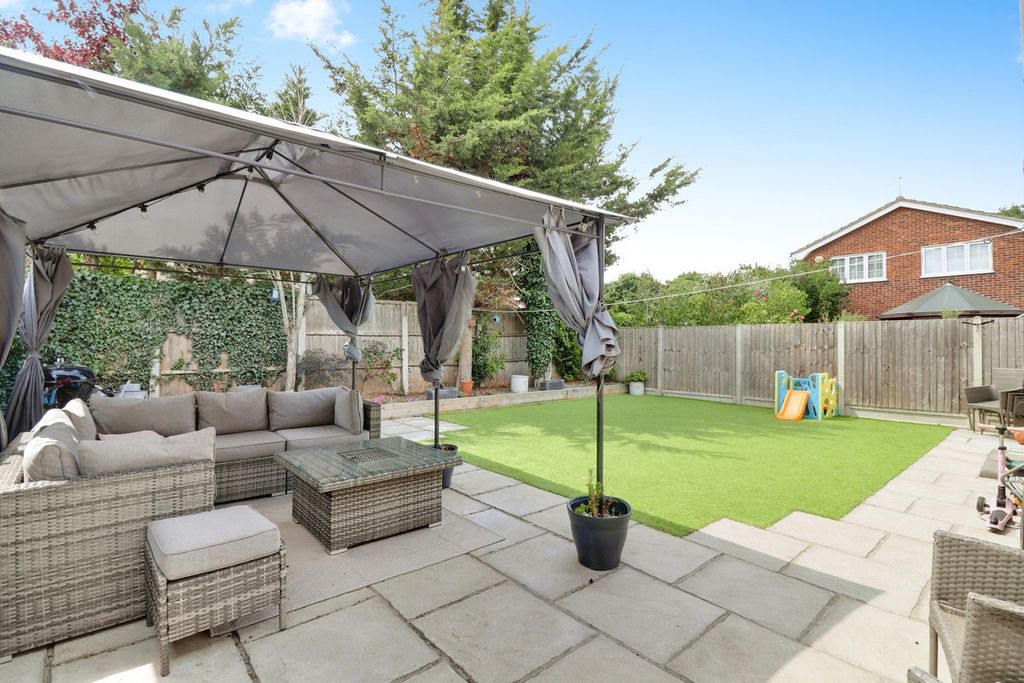 Property photo 3 of 18