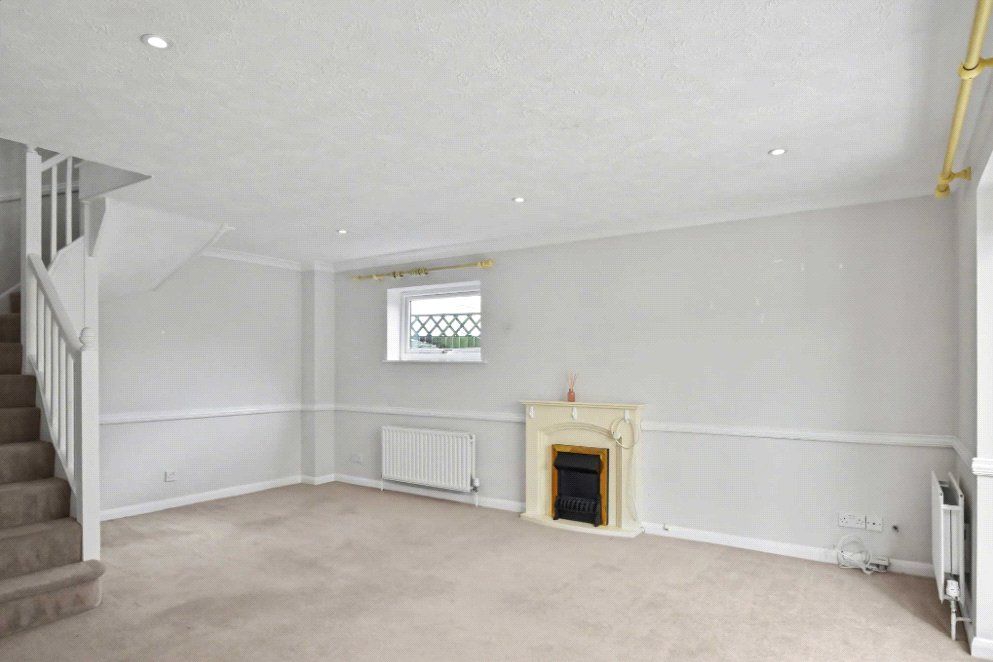 Property photo 2 of 8 Picture No. 21