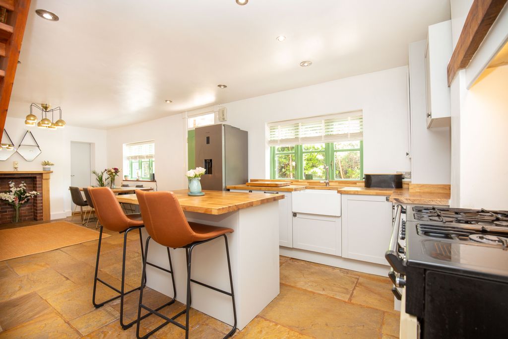 Property photo 3 of 29 Mw-5406