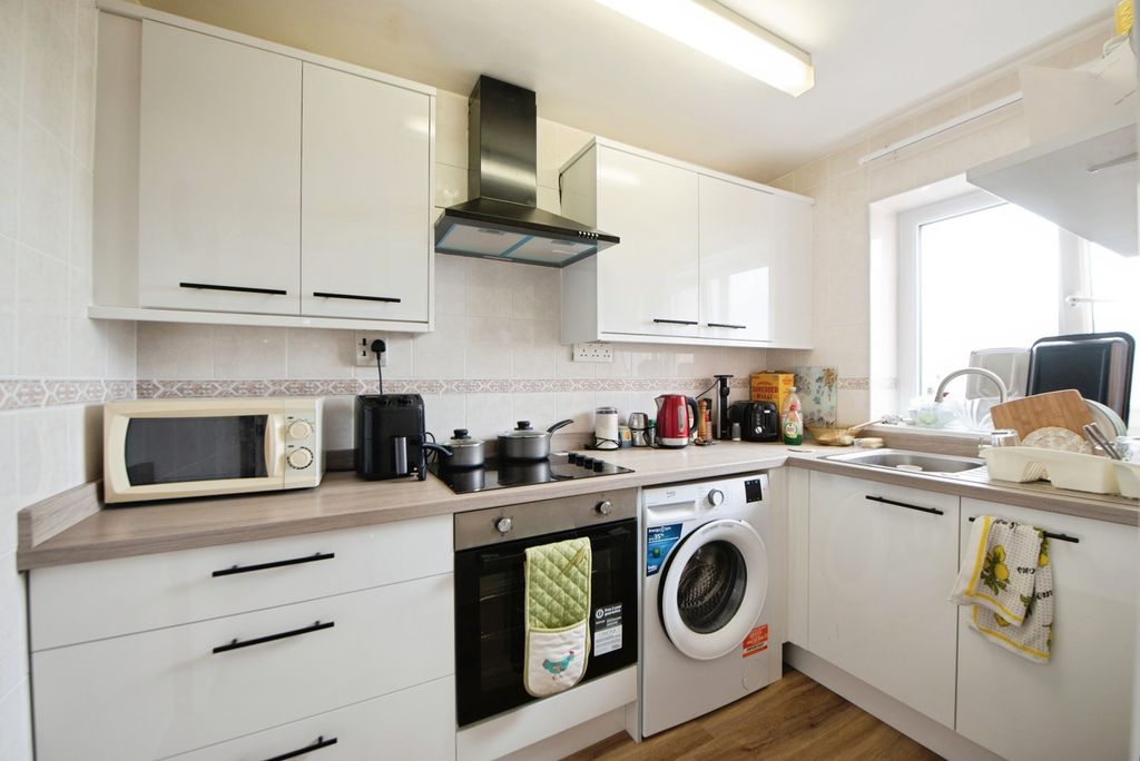 Property photo 2 of 11 Pbox-Img.Jpg