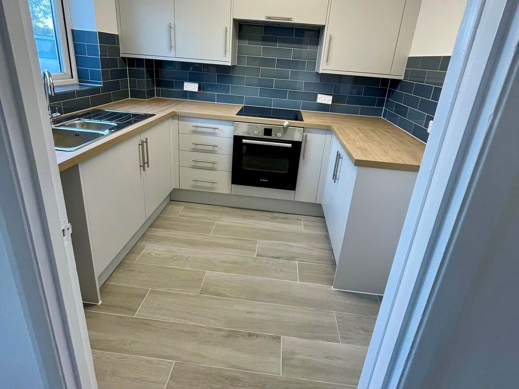 Property photo 2 of 11 View