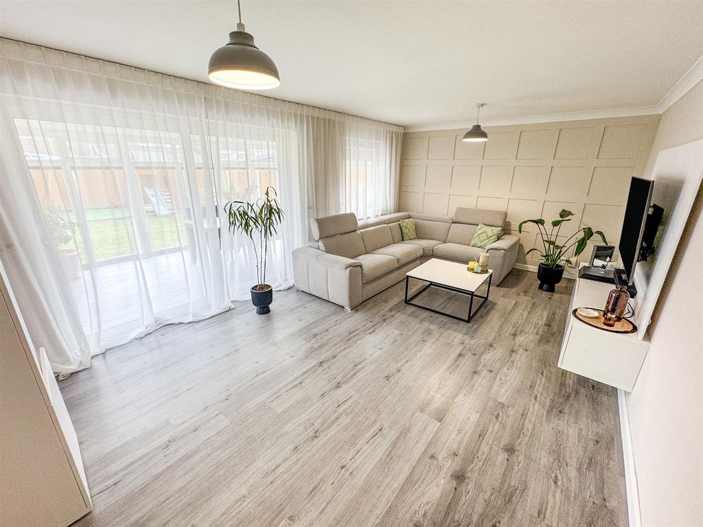 Property photo 2 of 39 Img_3226.Jpg