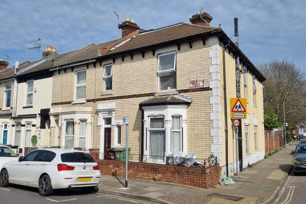 Property photo 1 of 8 20260320_130515