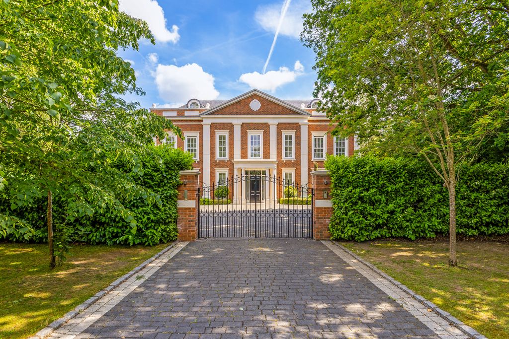 Property photo 1 of 33
