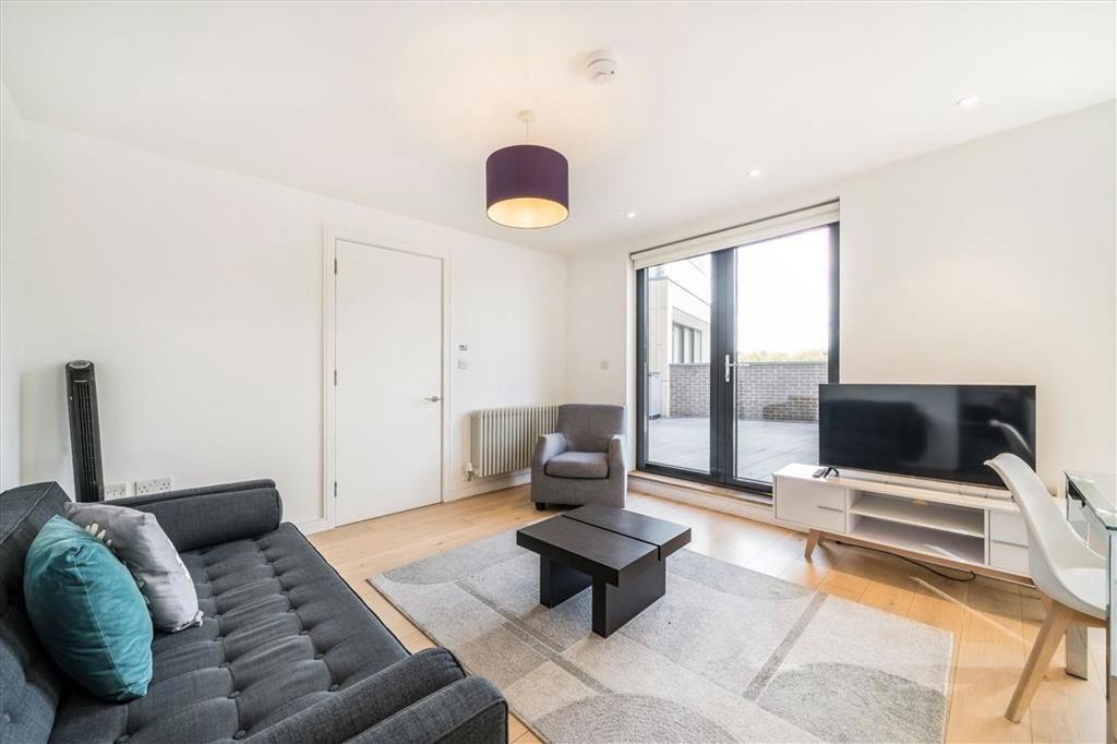Property photo 3 of 12