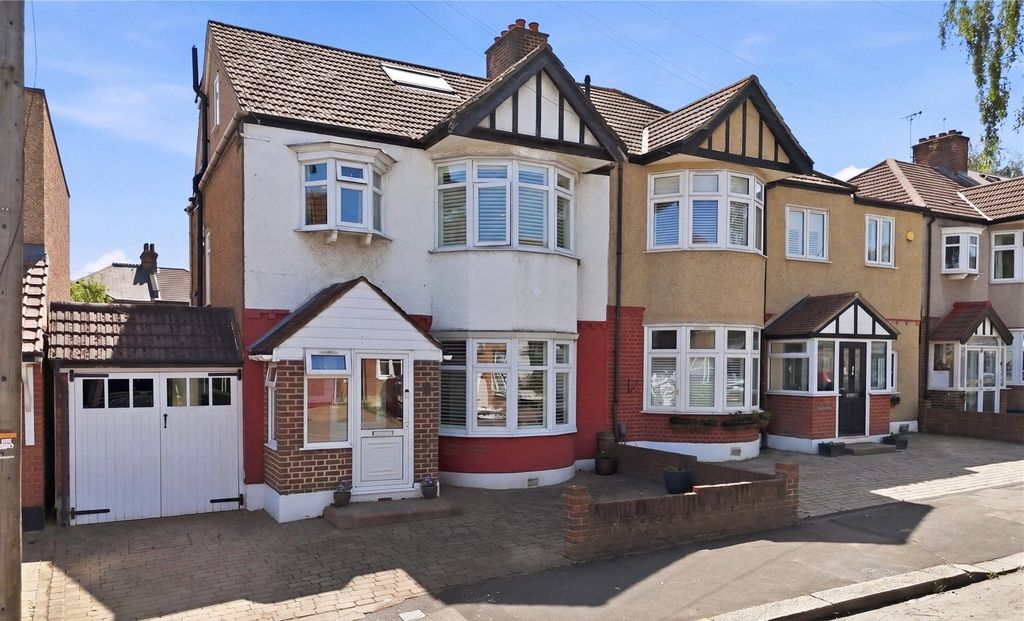 Property photo 1 of 36 Picture No. 35