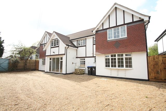 Property photo 1 of 3