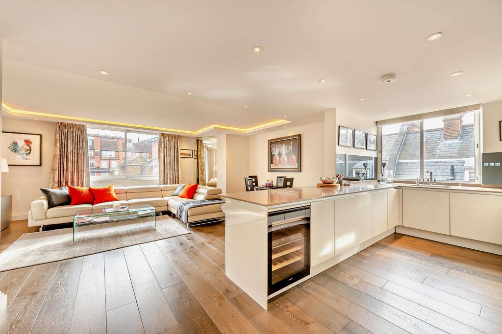 Property photo 1 of 20 Open Plan