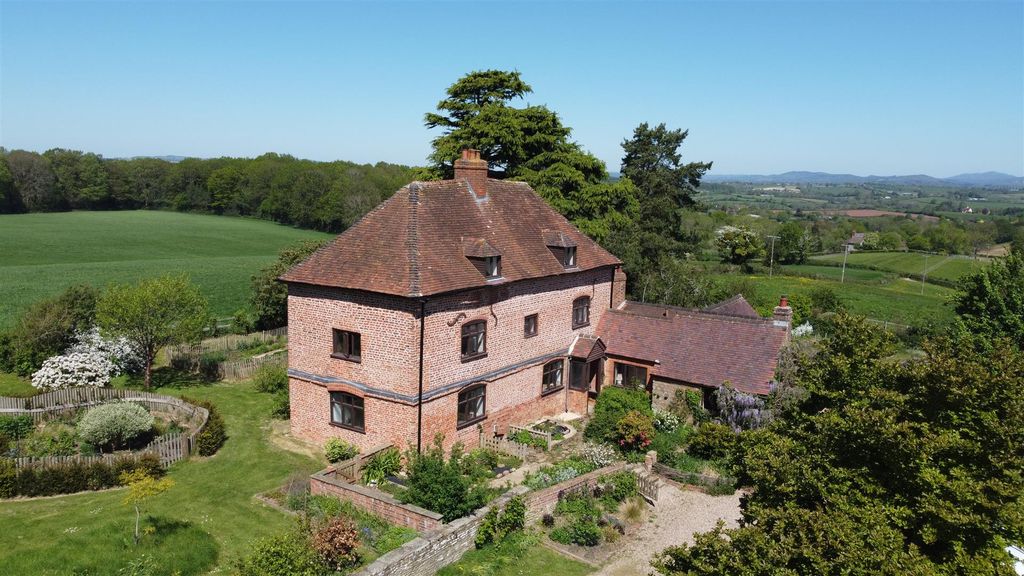 Property photo 1 of 78