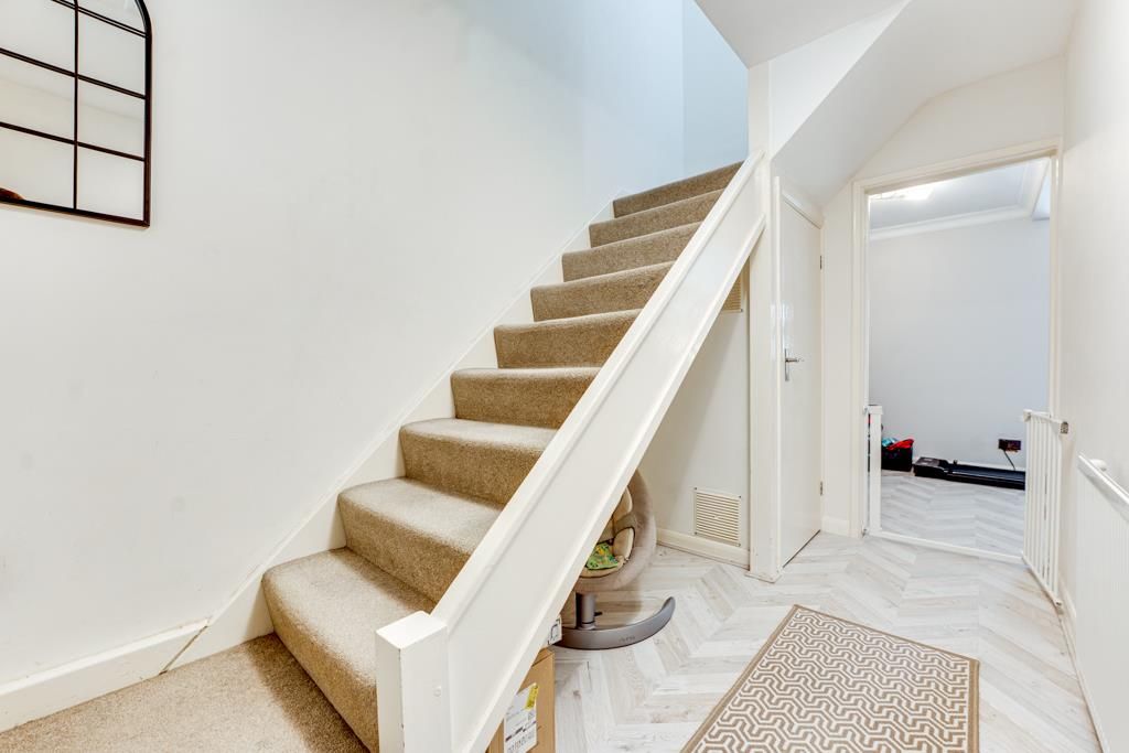 Property photo 3 of 20 102 Deeble Road, Kettering-13.Jpg