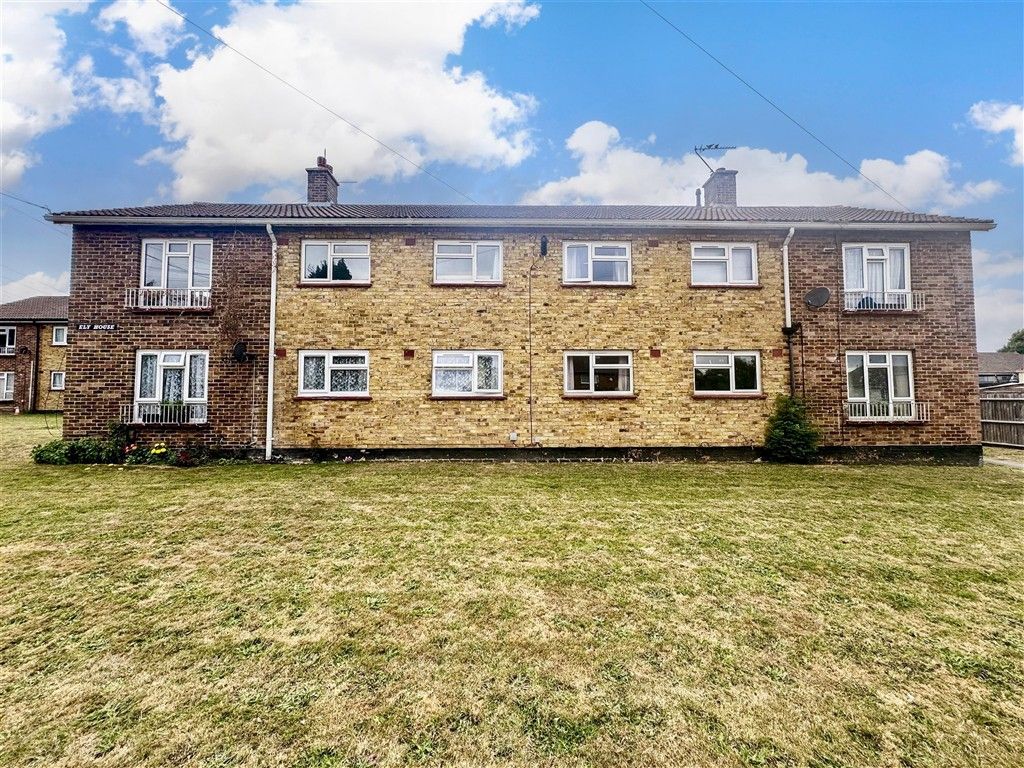 Property photo 2 of 4 Front