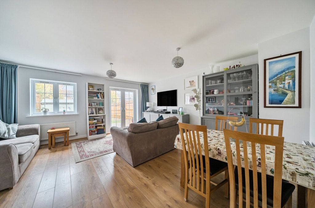 Property photo 3 of 12 Picture No. 04