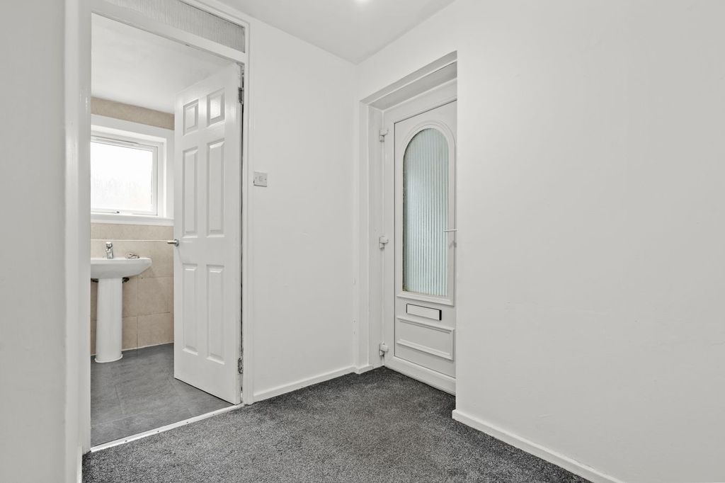 Additional image 10 of 2 bed flat for saleWallace Court, Grangemouth FK3