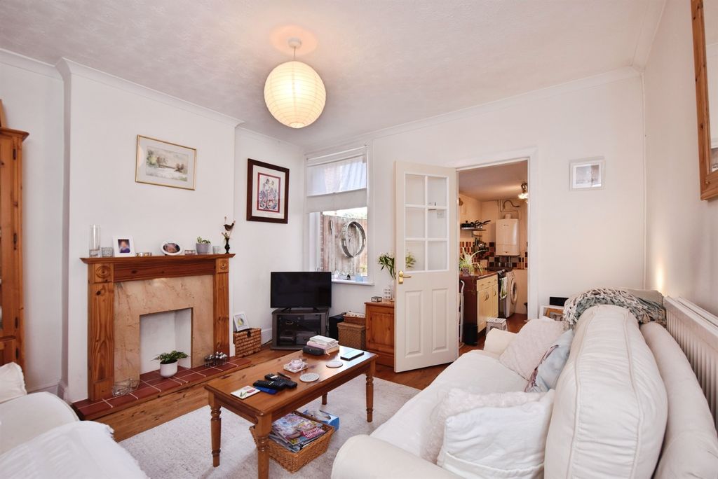 Property photo 2 of 17