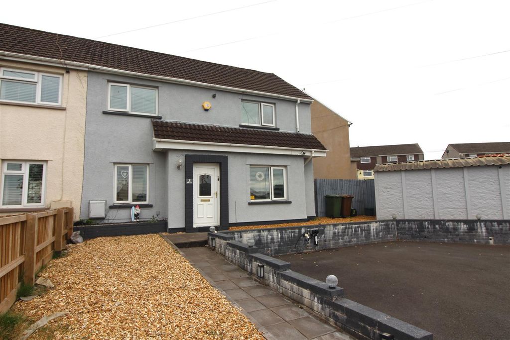 Property photo 1 of 26 Outside