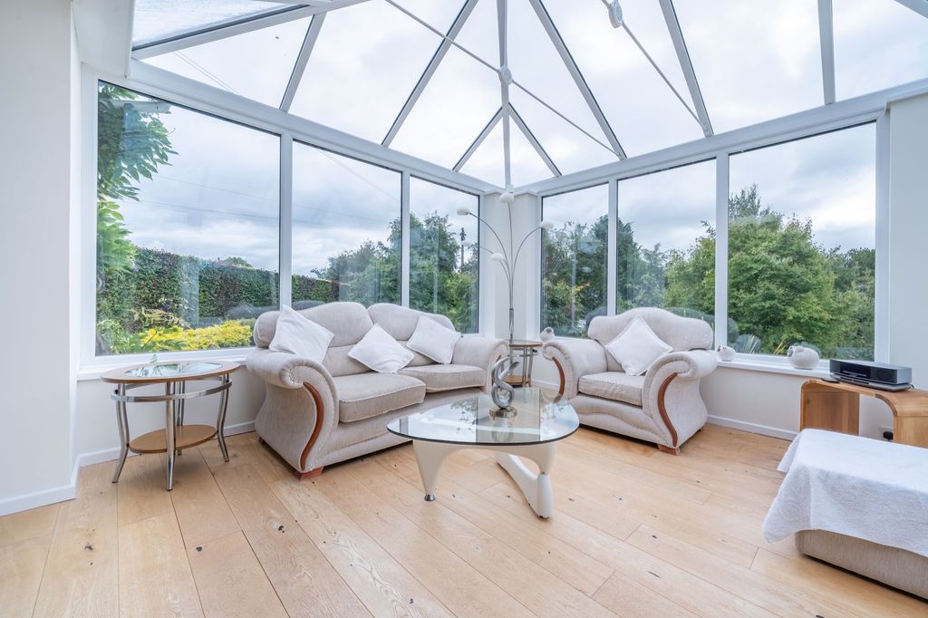 Property photo 3 of 29