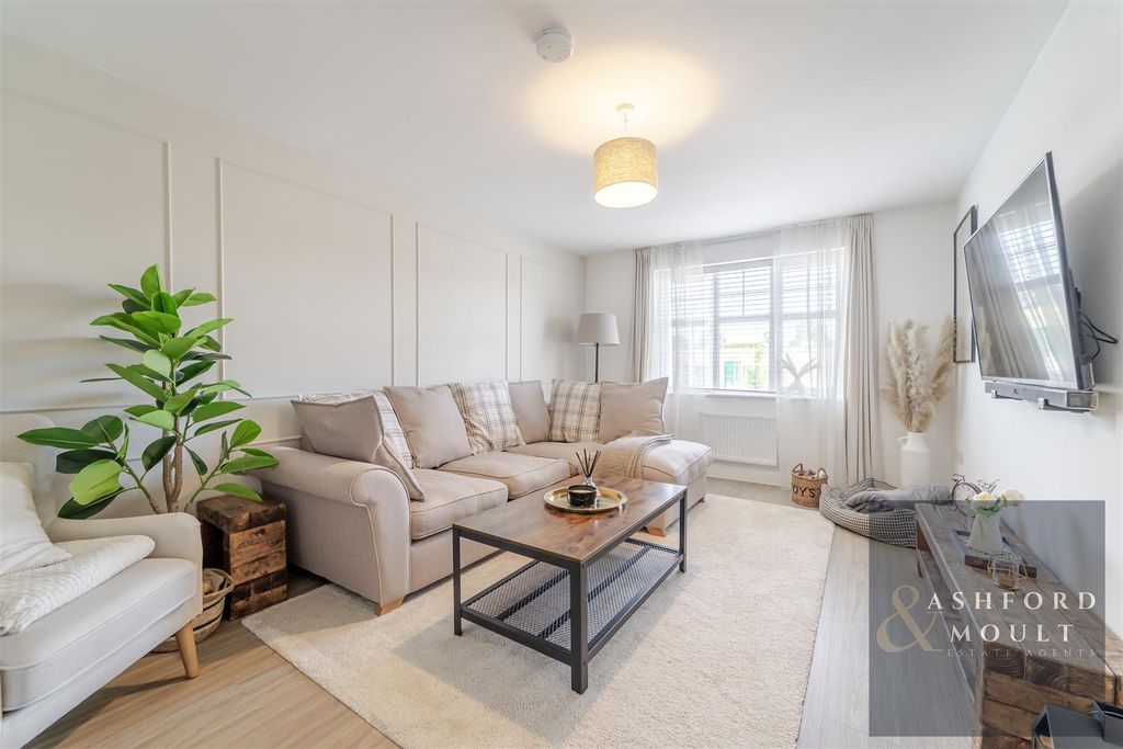 Property photo 2 of 49 Ashford-24.Jpg