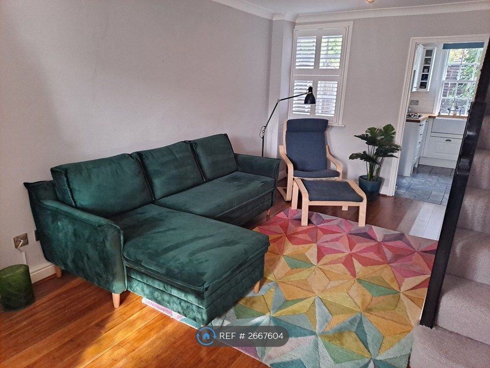 Property photo 3 of 27