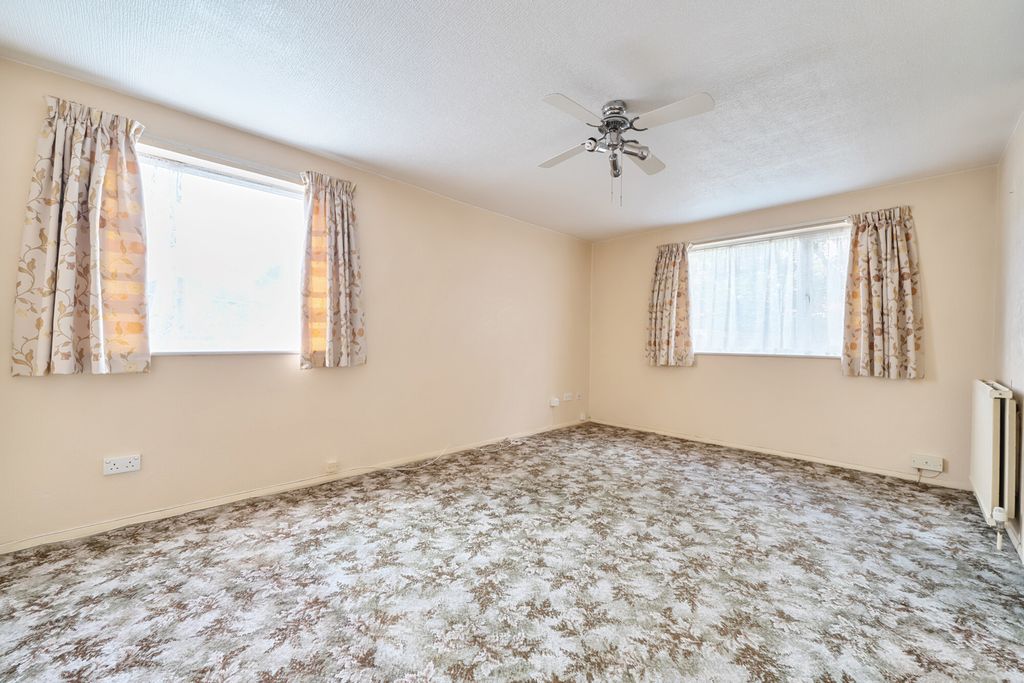 Property photo 3 of 15 1333514-4-688A0F0...