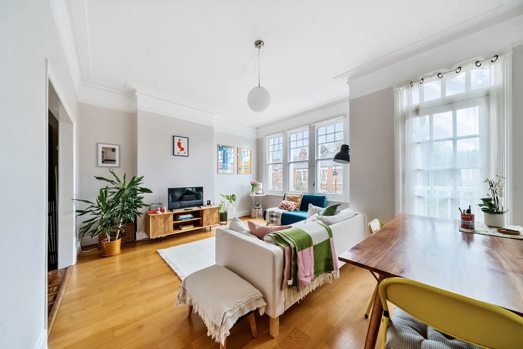 Property photo 3 of 13 1242184 (3)