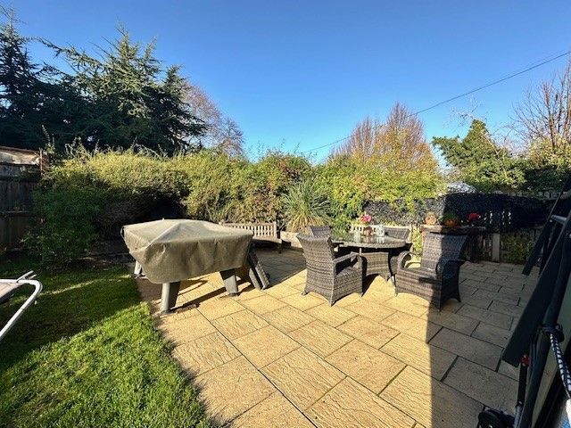 Property photo 3 of 9 Garden