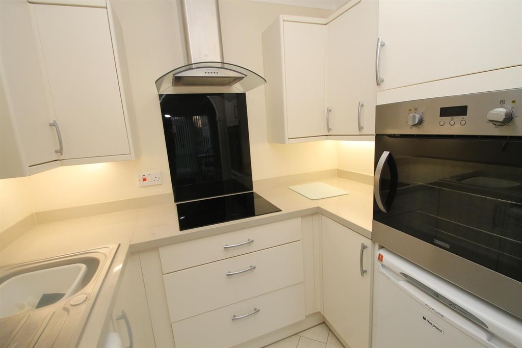 Property photo 2 of 11 Img_7731.Jpg