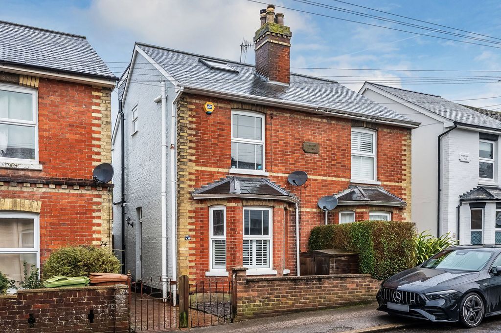 Property photo 1 of 21