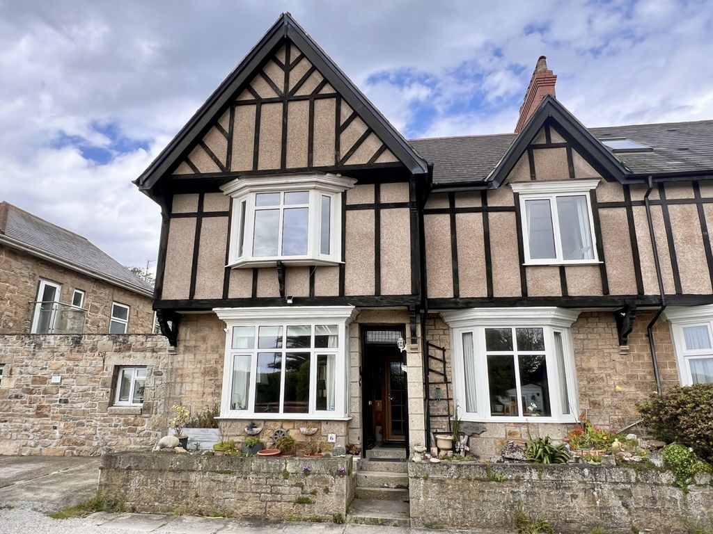 Property photo 1 of 14 4 Bedroom End Of Terrace Guesthouse  For Sale