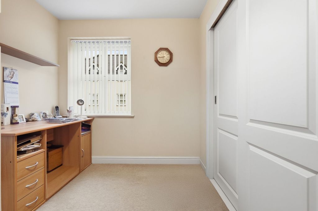 Additional image 9 of 3 bed property for saleStock Road, Priory Place CM12