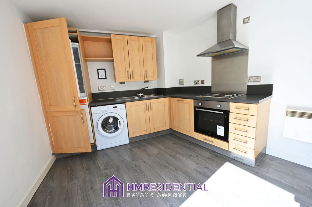 Property photo 3 of 6 Gallery