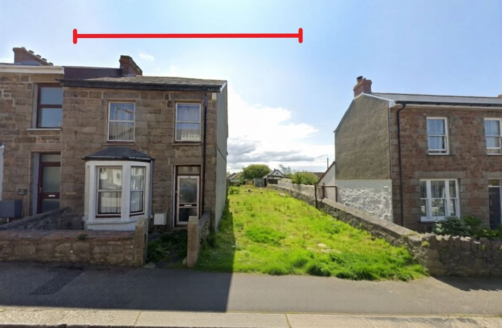 Property photo 2 of 9