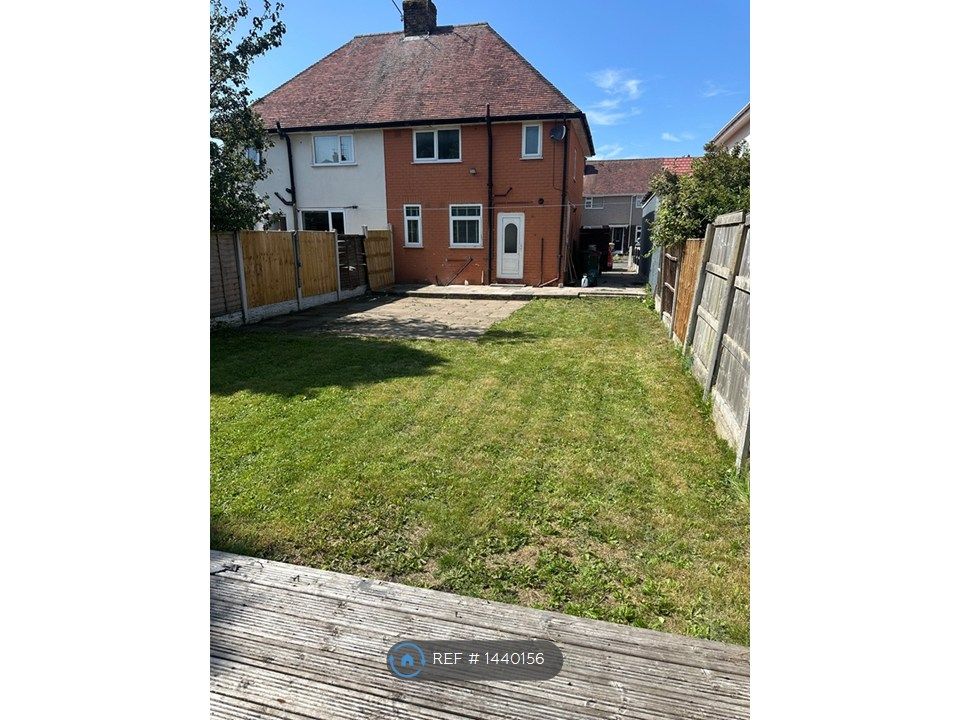 Property photo 2 of 17