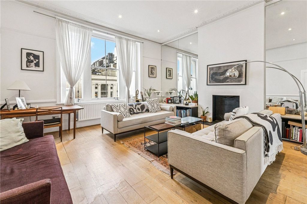 Property photo 1 of 12 Reception