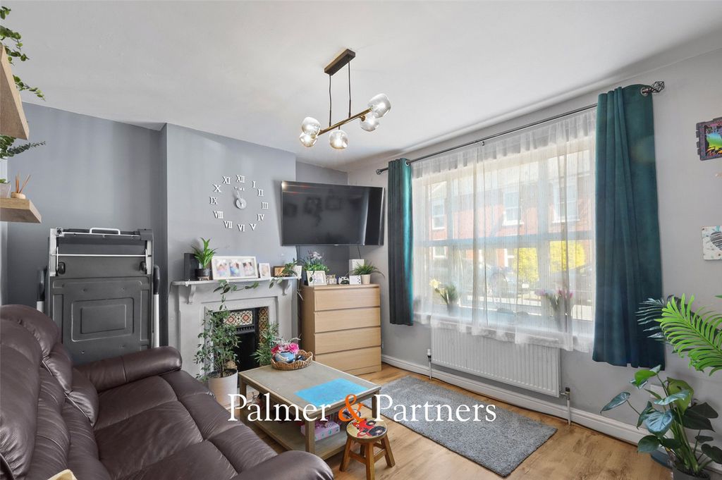 Property photo 3 of 17 Picture No. 13