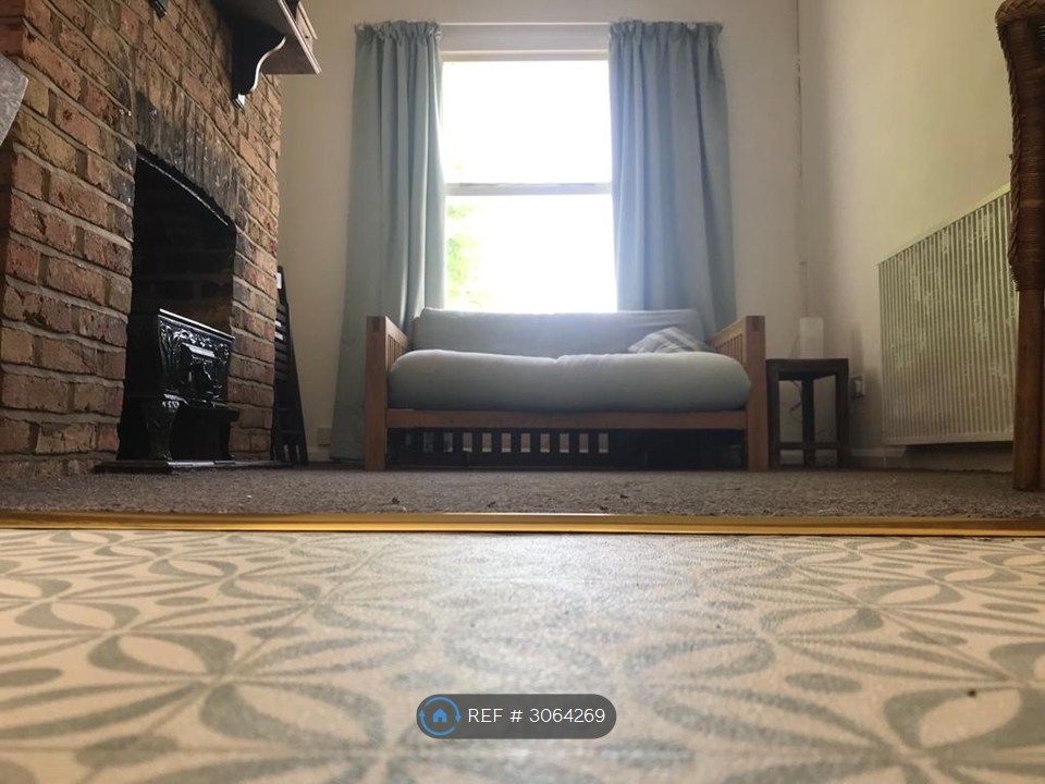 Property photo 3 of 10 Bright And Light